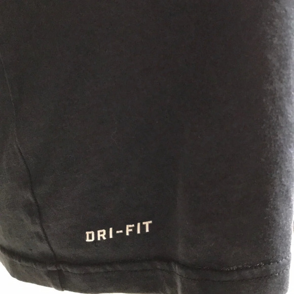 Nike soft black Dri-Fit T-shirt with yellow logo - Picture 3 of 7